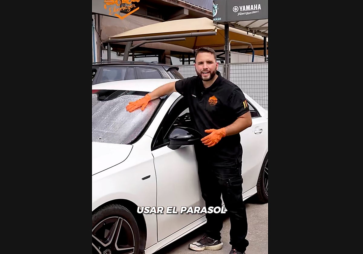 Juan José Ebenezer, mecánico y propietario de Talleres Ebeneze