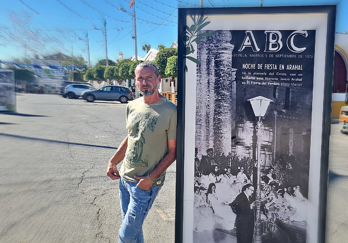 José Antonio Brenes Gómez, diseñador de la exposición de fotografías del recinto de feria