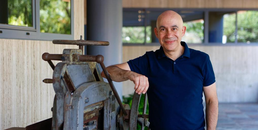 Carles Montiel : «La inteligencia artificial puede ser muy útil para la producción de una serie, pero también muy peligrosa para la creatividad»