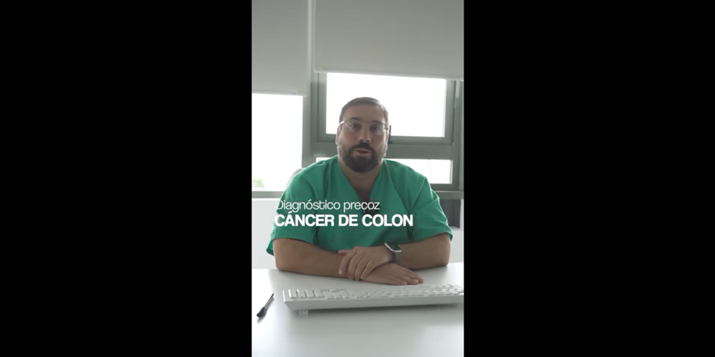 Enrique Bernal, médico especialista en aparato digestivo: «Animamos a los pacientes que detecten sangre en las heces a hacerse una colonoscopia lo antes posible»