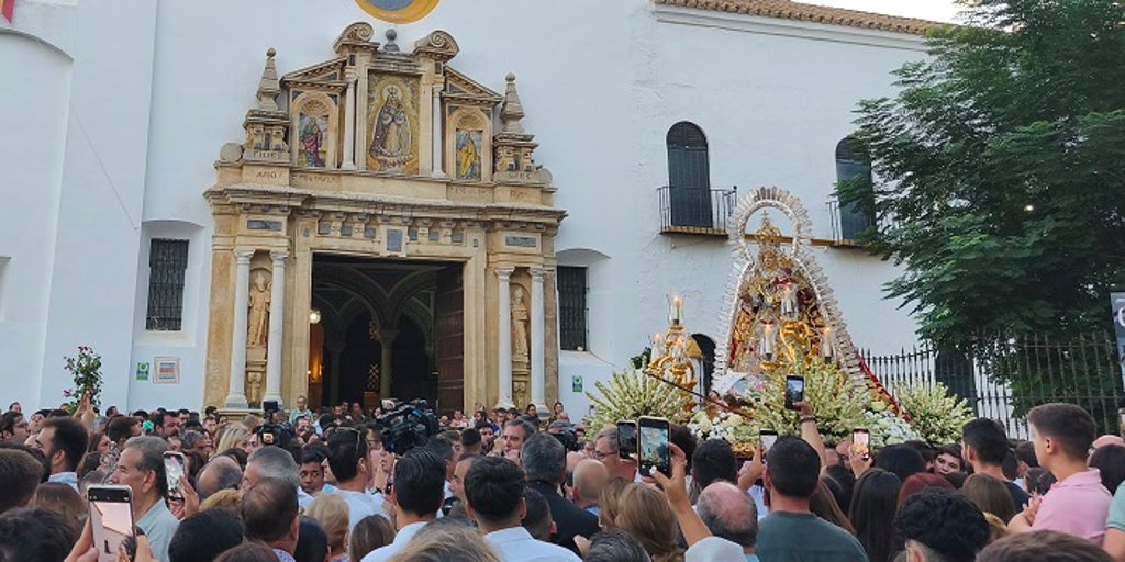 Utrera madruga para rezar cantándole a la Virgen de Consolación de forma extraordinaria