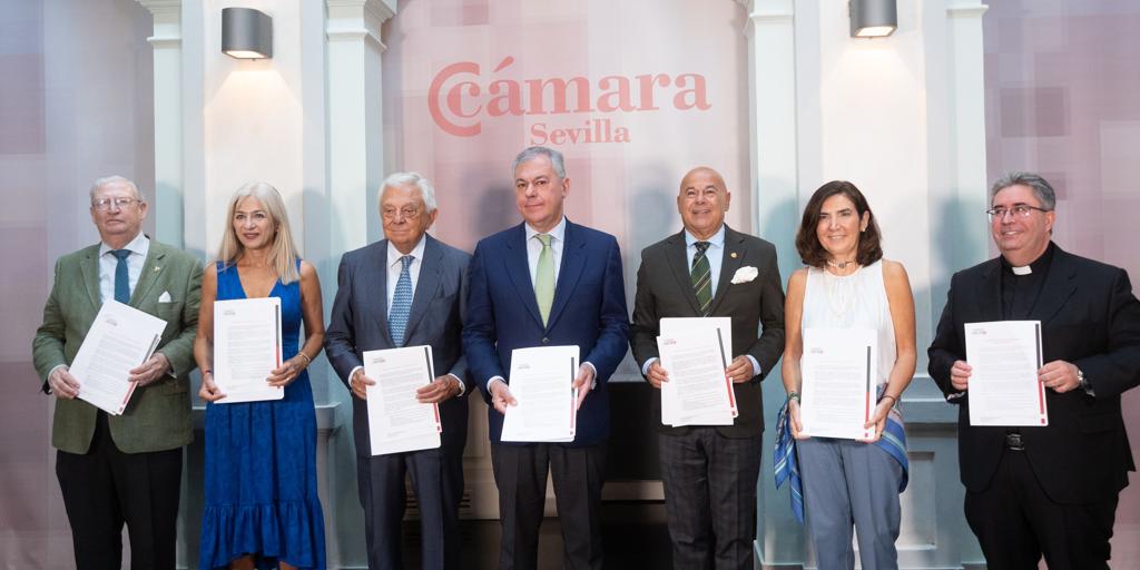 Primer golpe. La foto de la Cámara