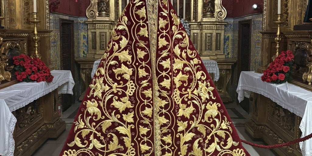 La Virgen del Dulce Nombre ya tiene un nuevo manto bordado para sus cultos y traslados