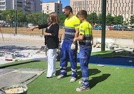 El Ayuntamiento de Sevilla comienza la instalación de toldos en el Distrito Este-Alcosa-Torreblanca