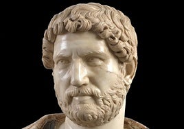 ¿Quién quiere quemar el auditorio?