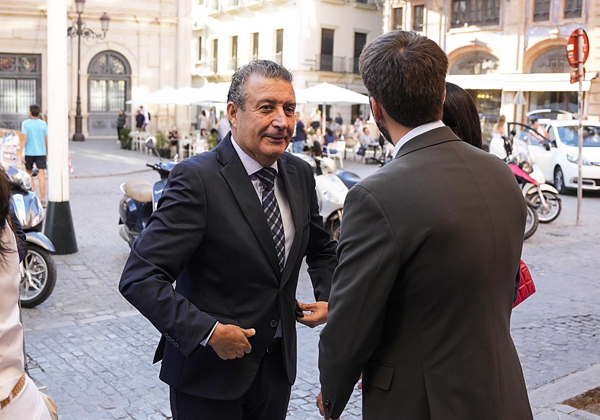 El presidente de la Diputación de Sevilla, Javier Fernández, en un acto reciente