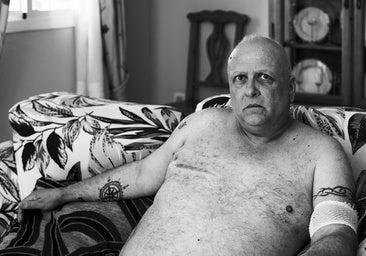 El cáncer de mama también es cosa de hombres: «Cuando se lo conté a un amigo me dijo que si estaba de broma»