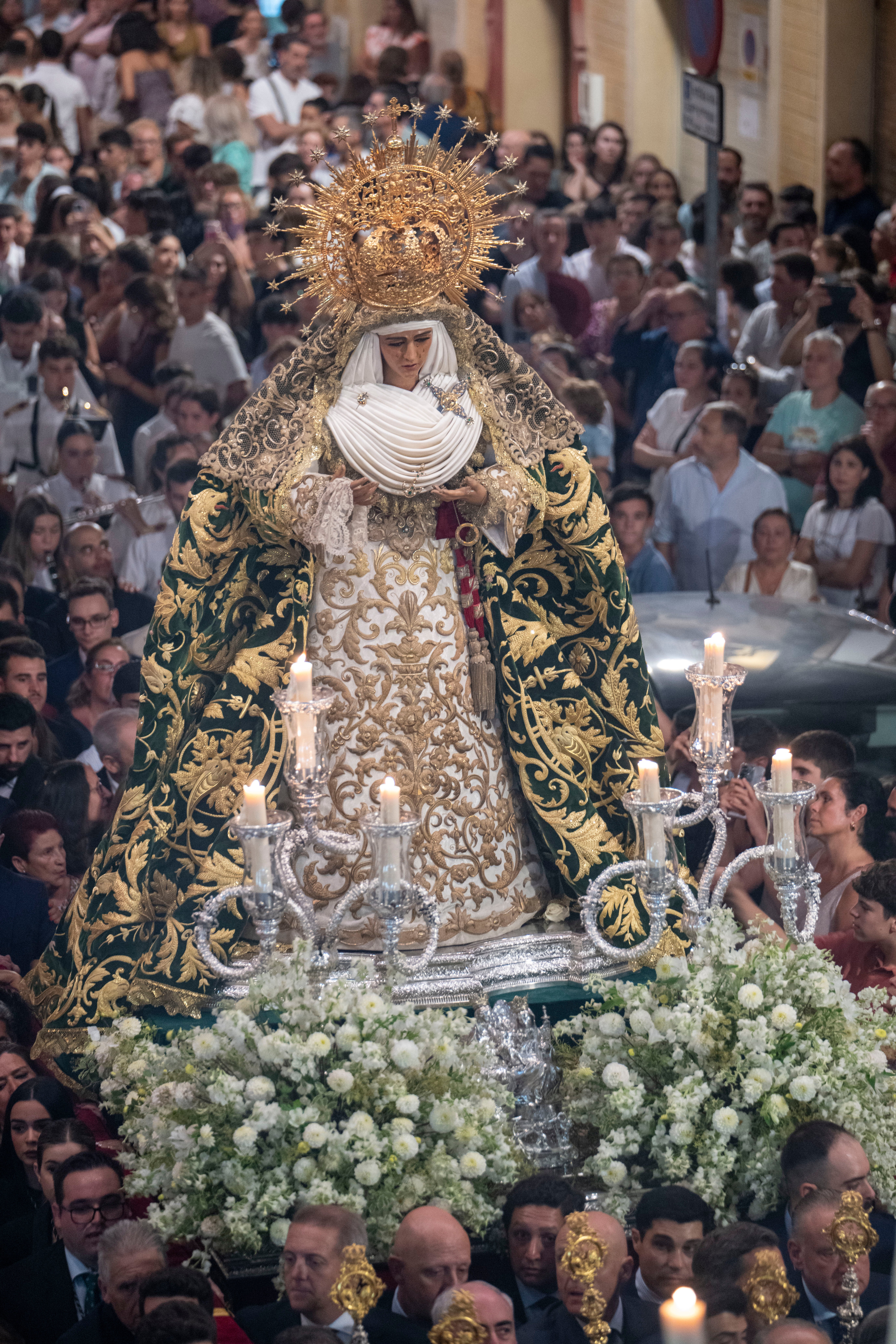 El traslado de la Esperanza a Santa Ana