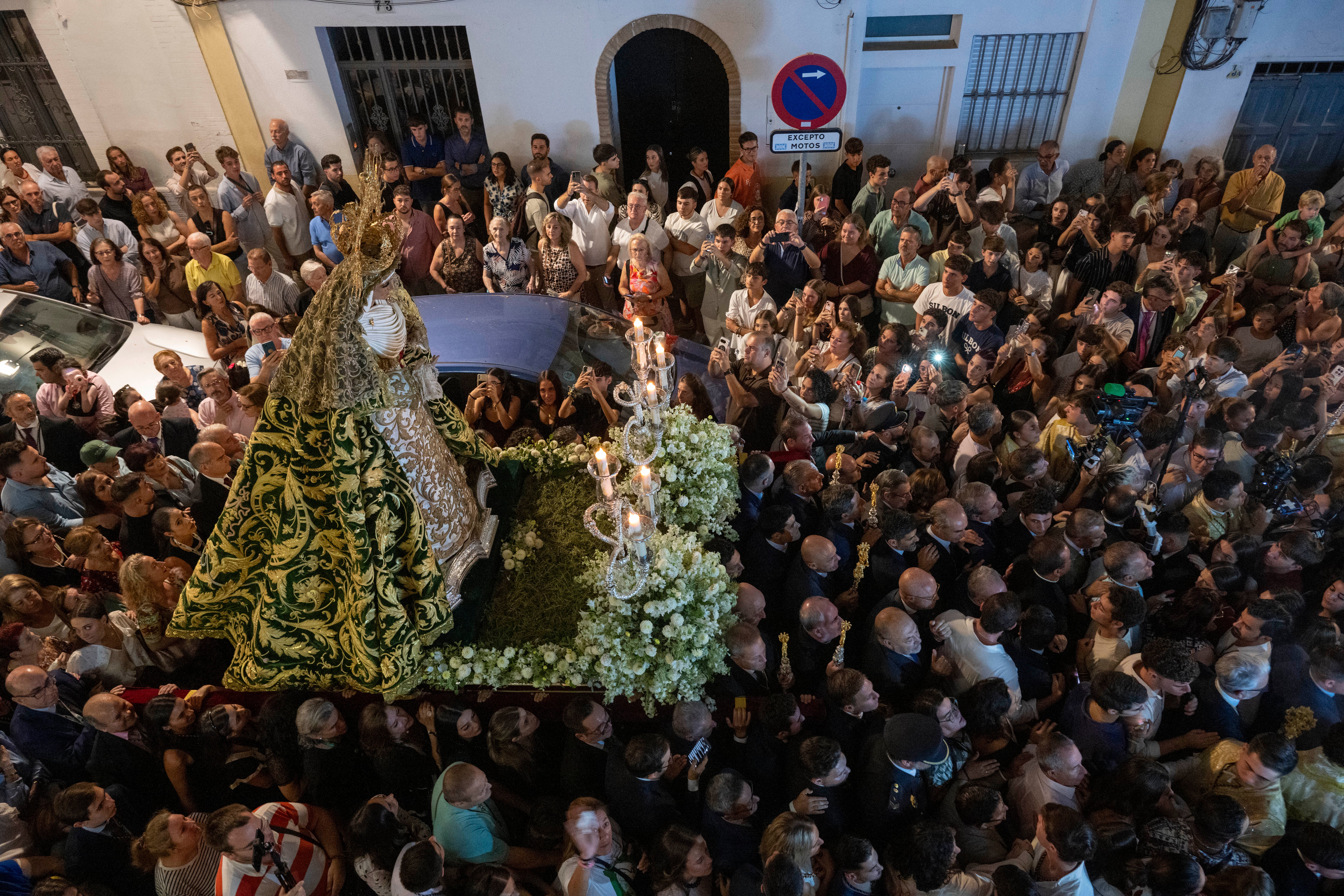 El traslado de la Esperanza a Santa Ana