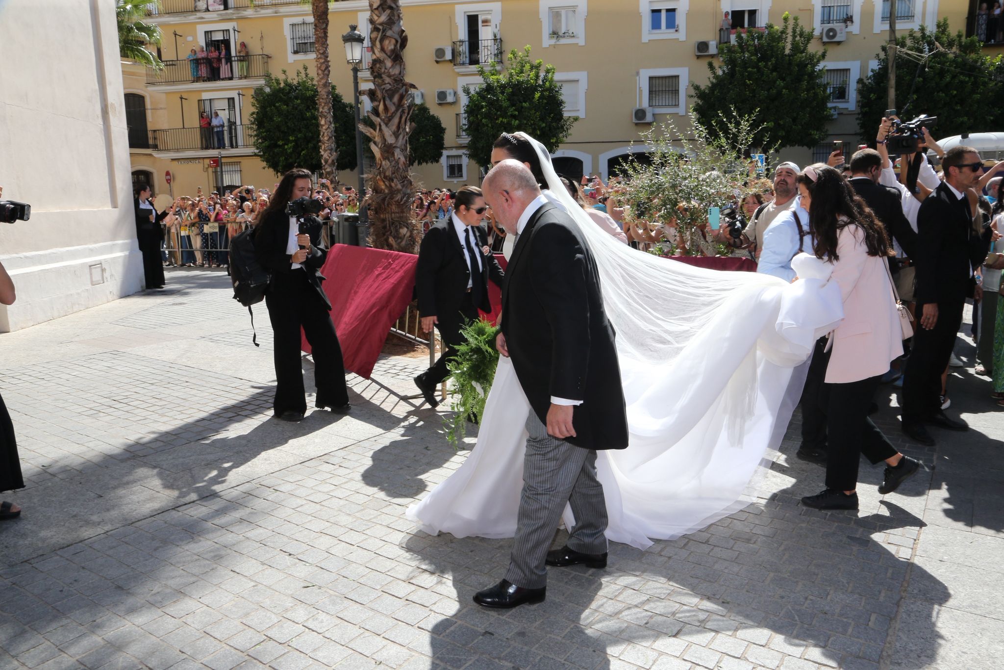 En la plaza del Señor de la Salud