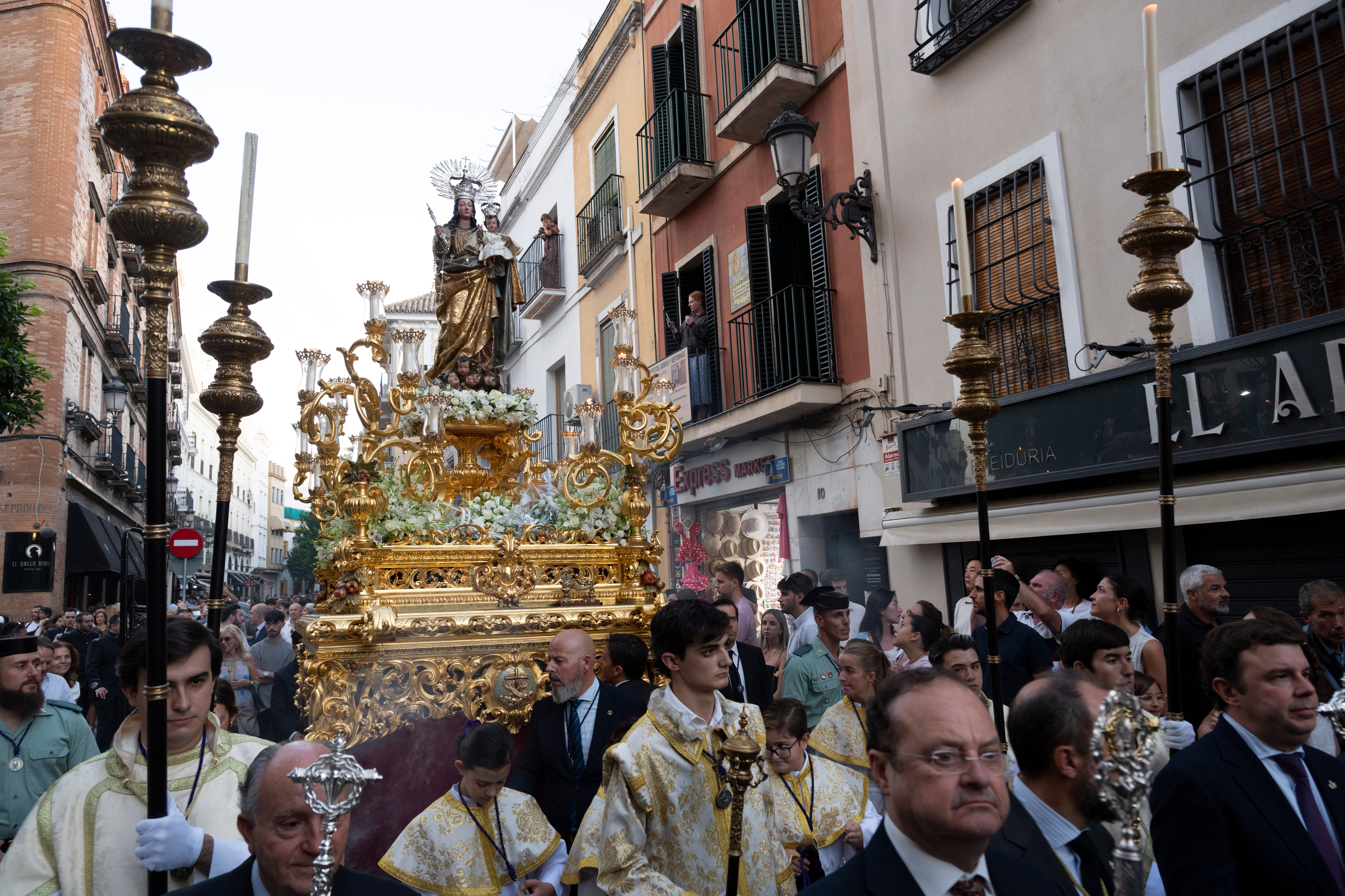 Las procesiones del primer sábado de octubre, en imágenes
