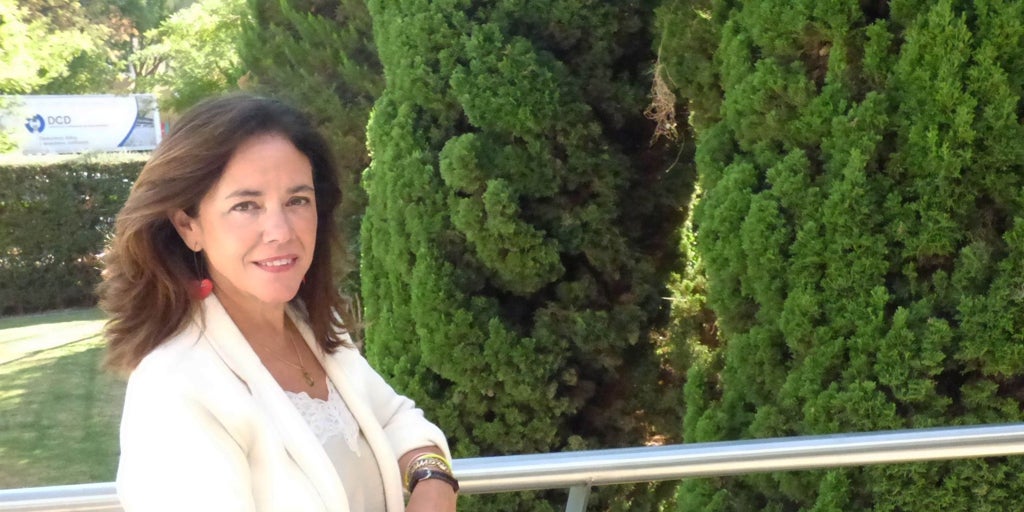 Helena Ruiz: «Los arquitectos técnicos somos facilitadores sociales, nuestro trabajo va más allá de la dirección de obra»