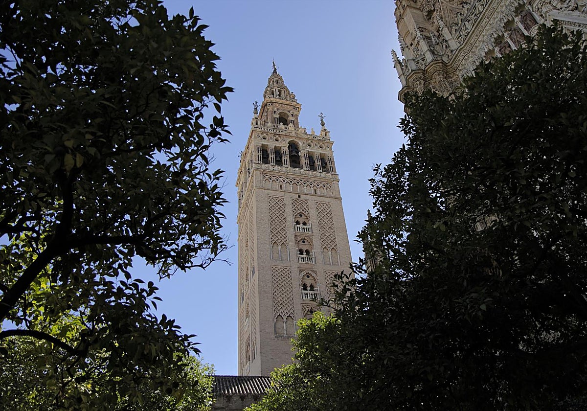 La torre de la Giralda, en septiembre