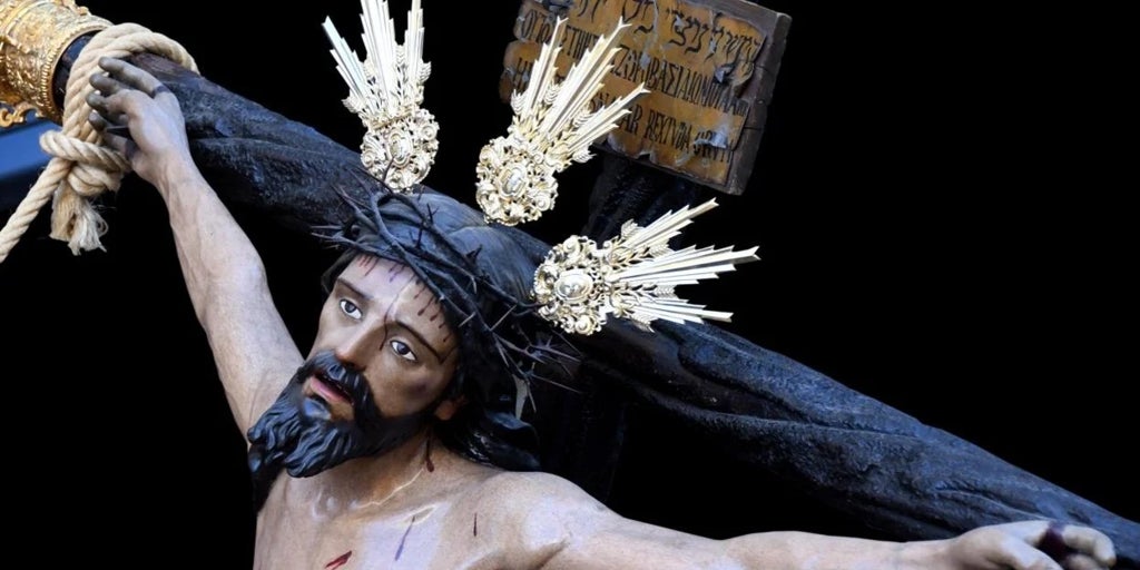Las imágenes y hermandades que aún no ha participado en el Vía Crucis de las Cofradías