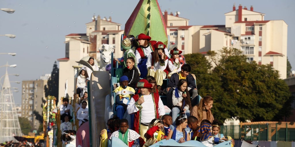 Sanz recupera dos años después la Cabalgata de Reyes del Distrito Sur ante la presión vecinal