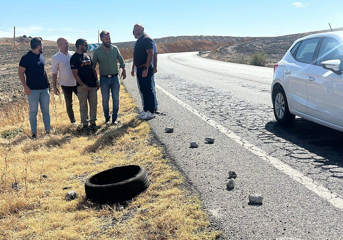 Alcaldes de la provincia de Sevilla, en la carretera A-375