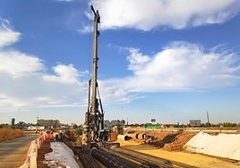 Las obras de la línea 3 del metro llegan a la SE-20 con la colocación de los pilotes del viaducto