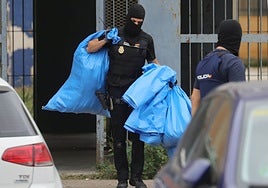 El Gobierno saca pecho de la caída de la criminalidad en Sevilla pese a la docena de crímenes desde agosto