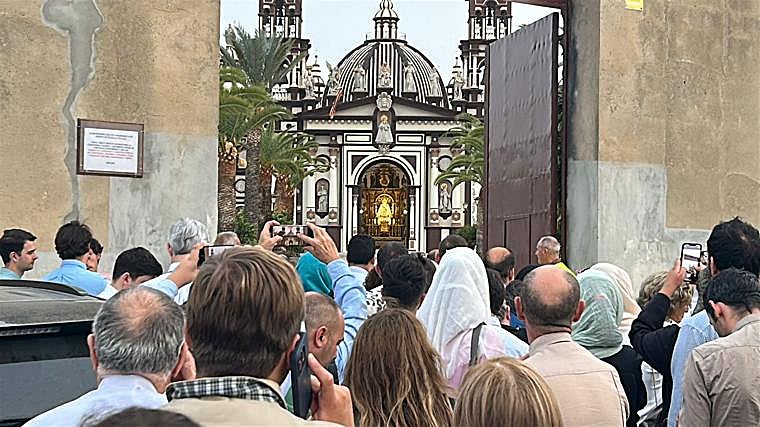 La iglesia palmariana del Palmar de Troya se convierte en un meme