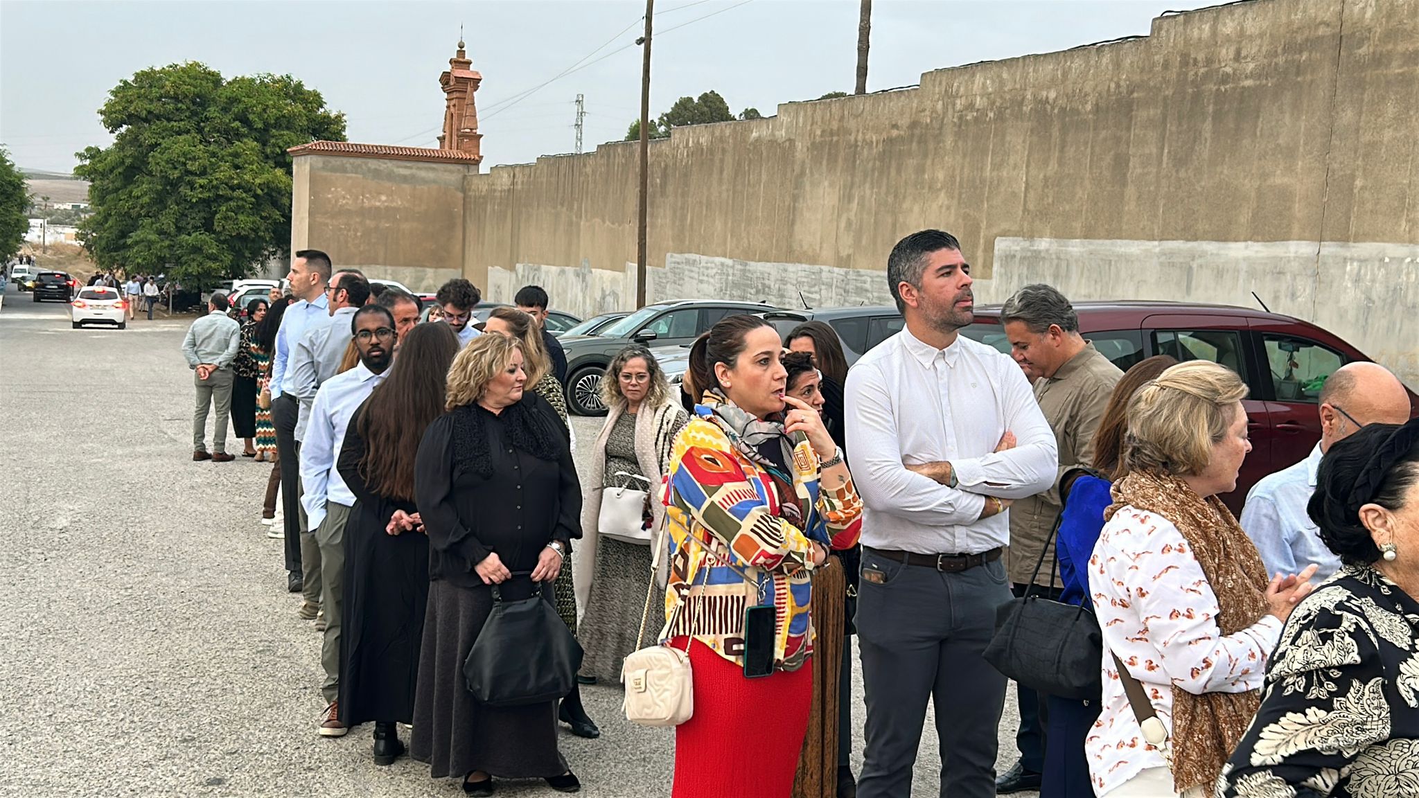 La extravagante jornada de ‘puertas abiertas’ en la secta del Palmar de Troya, en imágenes