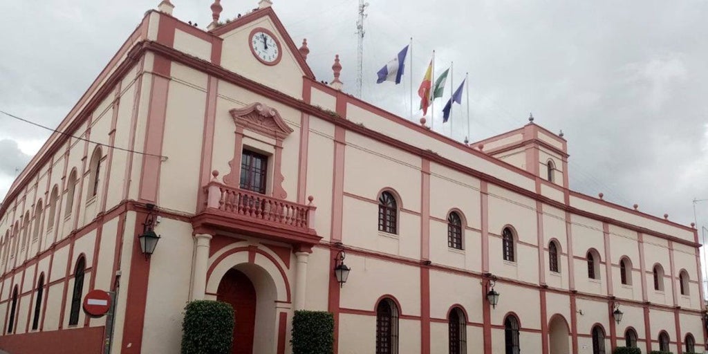 El Ayuntamiento de Alcalá de Guadaíra sólo invitaba a la empresa del novio de la alcaldesa en la mayoría de los contratos menores