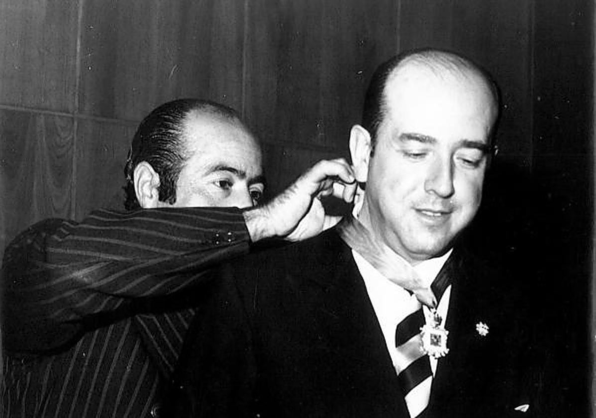 José Utrera Molina recibió la medalla de oro de la provincia de Sevilla en 1969