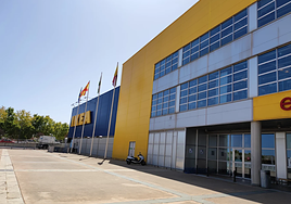 El truco para comprar muebles de Ikea más baratos y que puedes aplicar este sábado en su tienda de Sevilla: te puedes ahorrar hasta el 90% de su precio