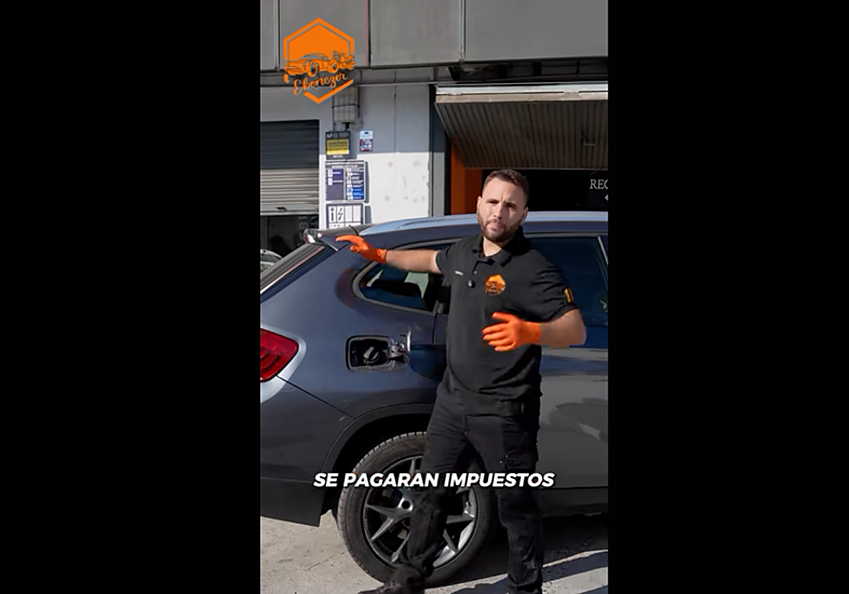 Juan José, mecánico, habla sobre los impuestos en el precio del combustible