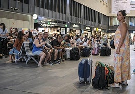 Retrasos en varios trenes por un incendio en el tramo entre Guadajoz y Majarabique