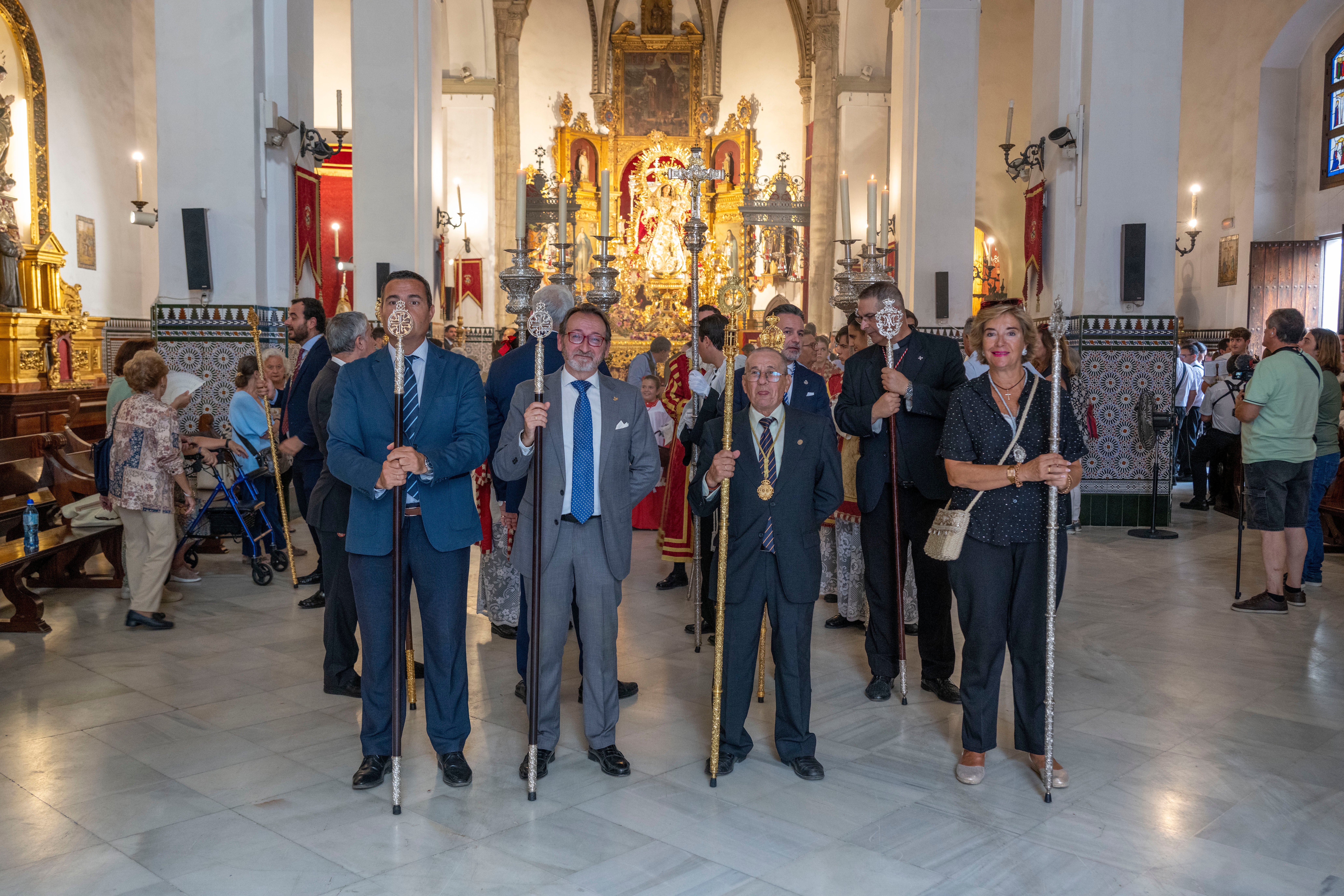 La salida del Rosario de San Julián y la Virgen de las Nieves, en imágenes