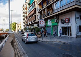 El 45% de las multas por invadir el carril bus en Sevilla se ponen en el de Plaza de Armas