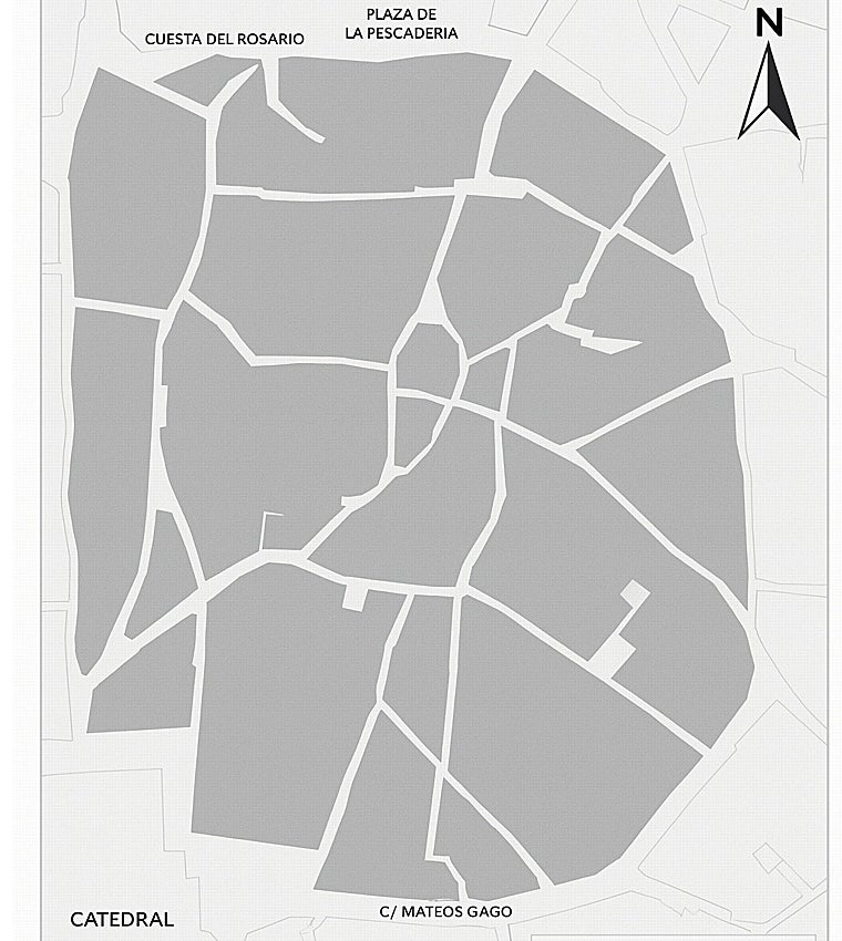 Mapa del promontorio fundacional de Hispalis, correspondiente al oppidum turdetano sobre la cota 14, el nivel más elevado de la Sevilla antigua. El perímetro abarca el espacio comprendido entre las actuales calles Mateos Gago, Cuesta del Rosario, Plaza de la Pescadería y la Catedral, donde se concentraron las primeras ocupaciones prerromanas y republicanas antes de la expansión urbana de la colonia romana