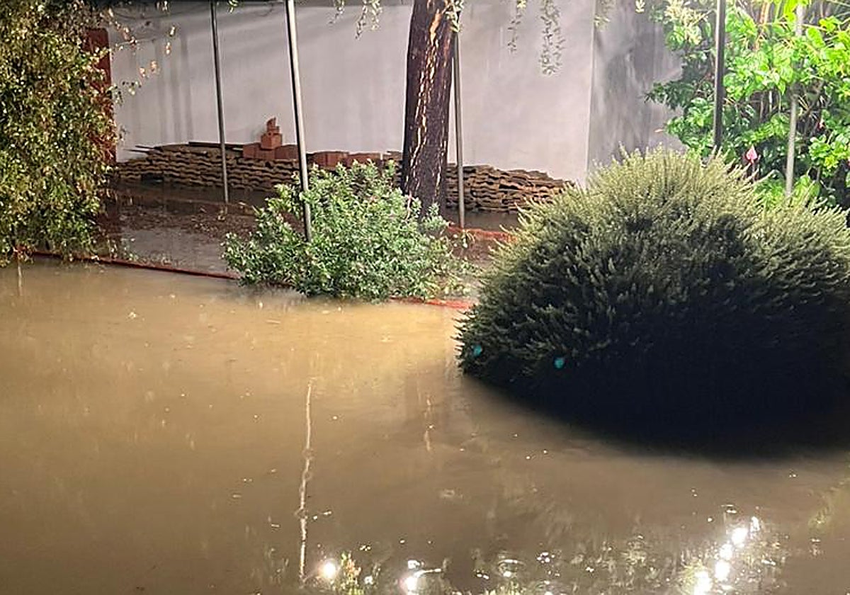Zonas anegadas por el temporal de hoy en Dos Hermanas