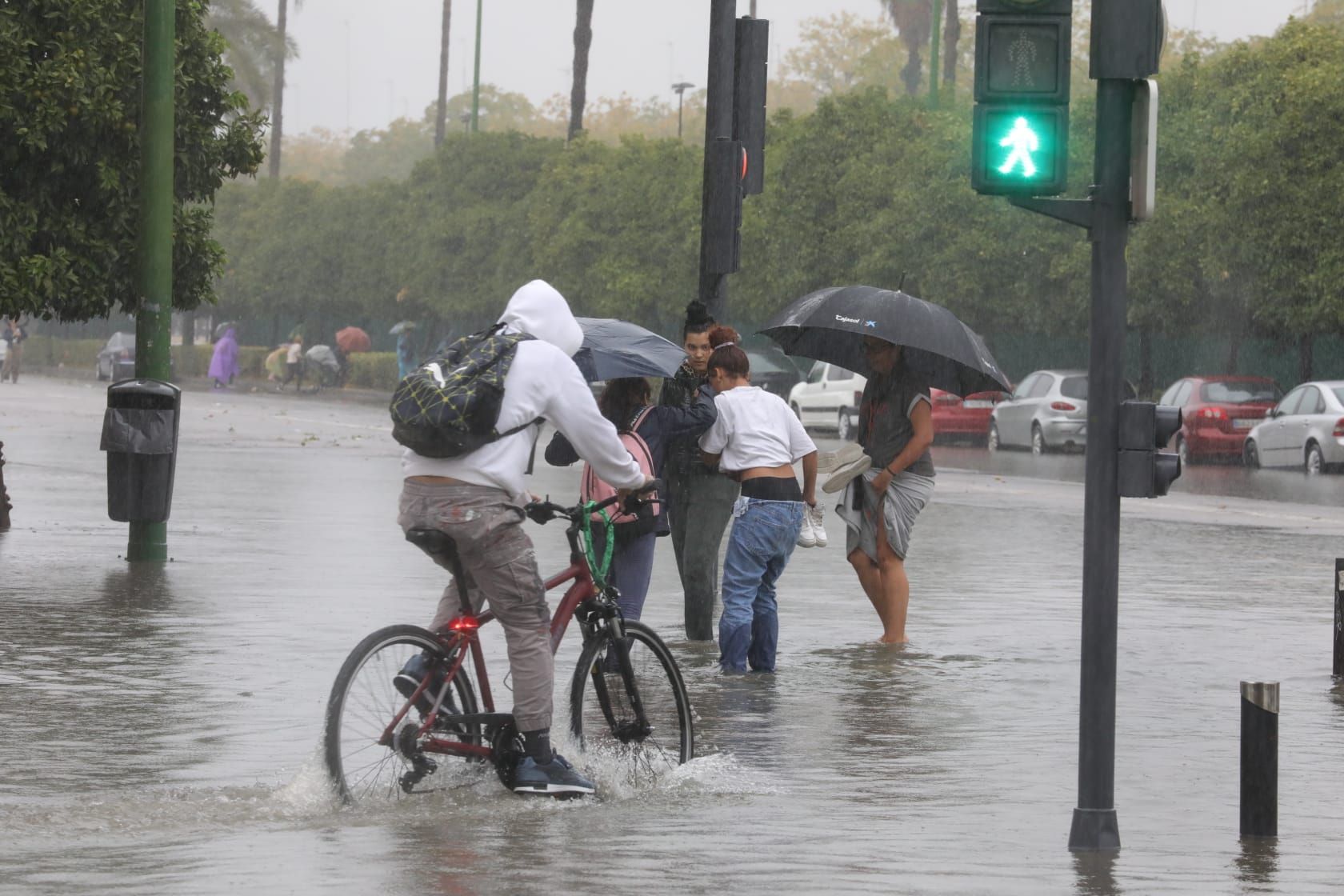 Fuertes lluvias en Sevilla: así afecta la borrasca a la ciudad