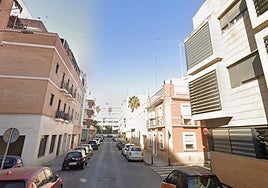 Casi 200 vecinos de Triana llevan sin luz dos días por un transformador eléctrico averiado tras las lluvias de este miércoles