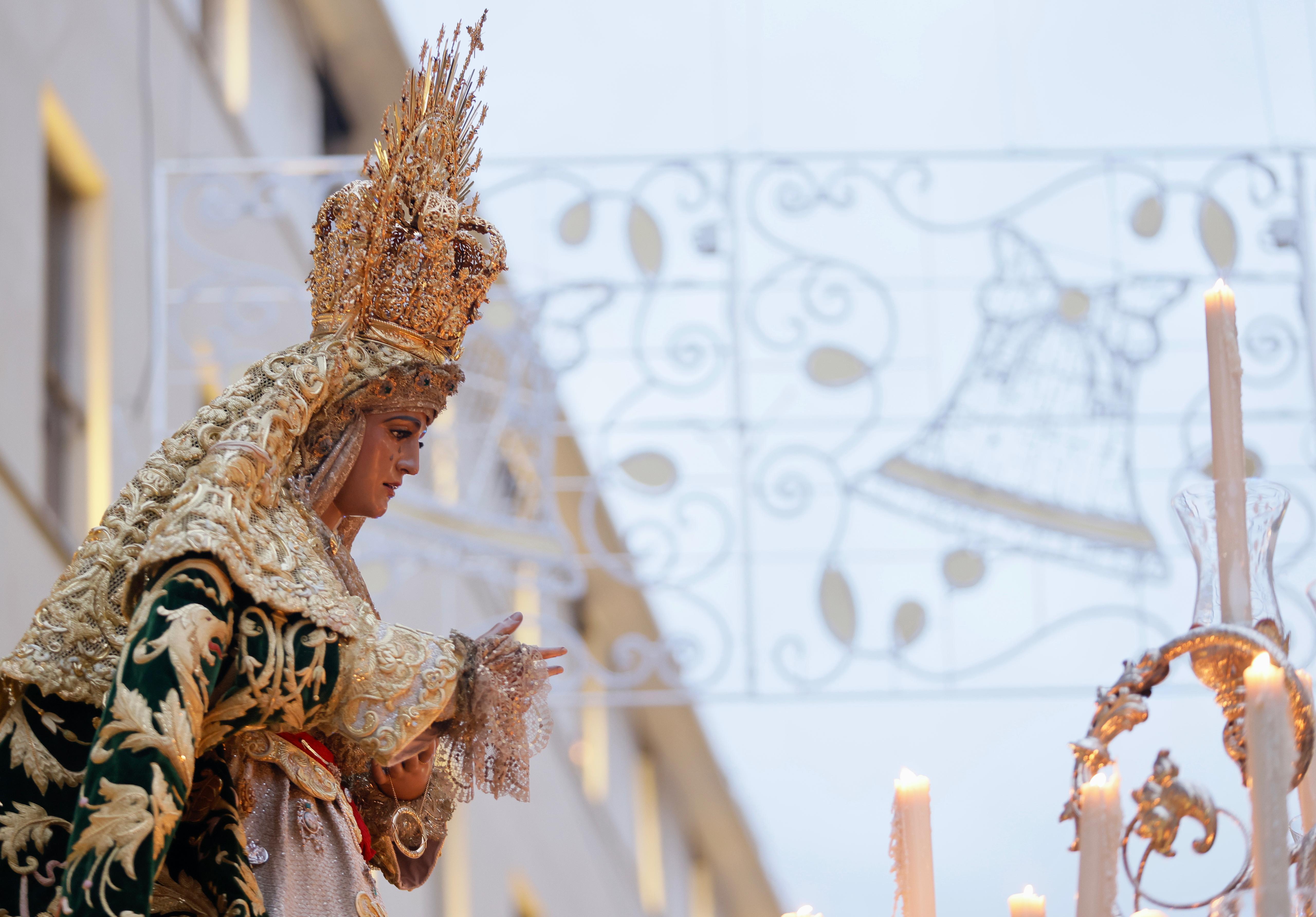 El final de la misión de la Esperanza de Triana, en imágenes