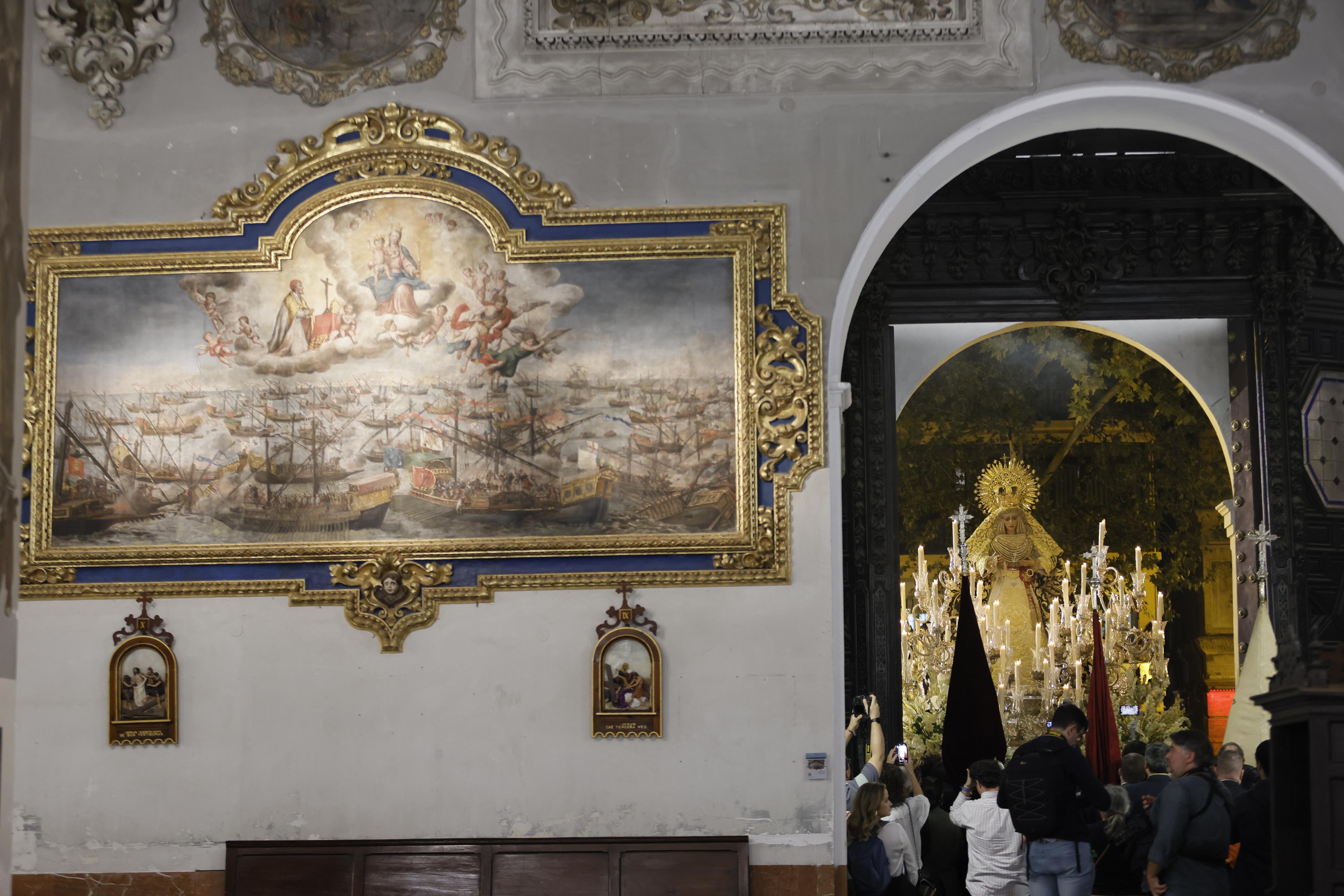 El final de la misión de la Esperanza de Triana, en imágenes