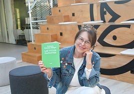 Carmen Sánchez Melgar:  «Tengo una gran capacidad para aislarme y en el murmullo he podido escribir poemas»