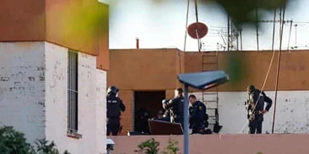 Uno de los detenidos por el asesinato de un portero de discoteca de Dos Hermanas participó en el asalto al chalé de María del Monte