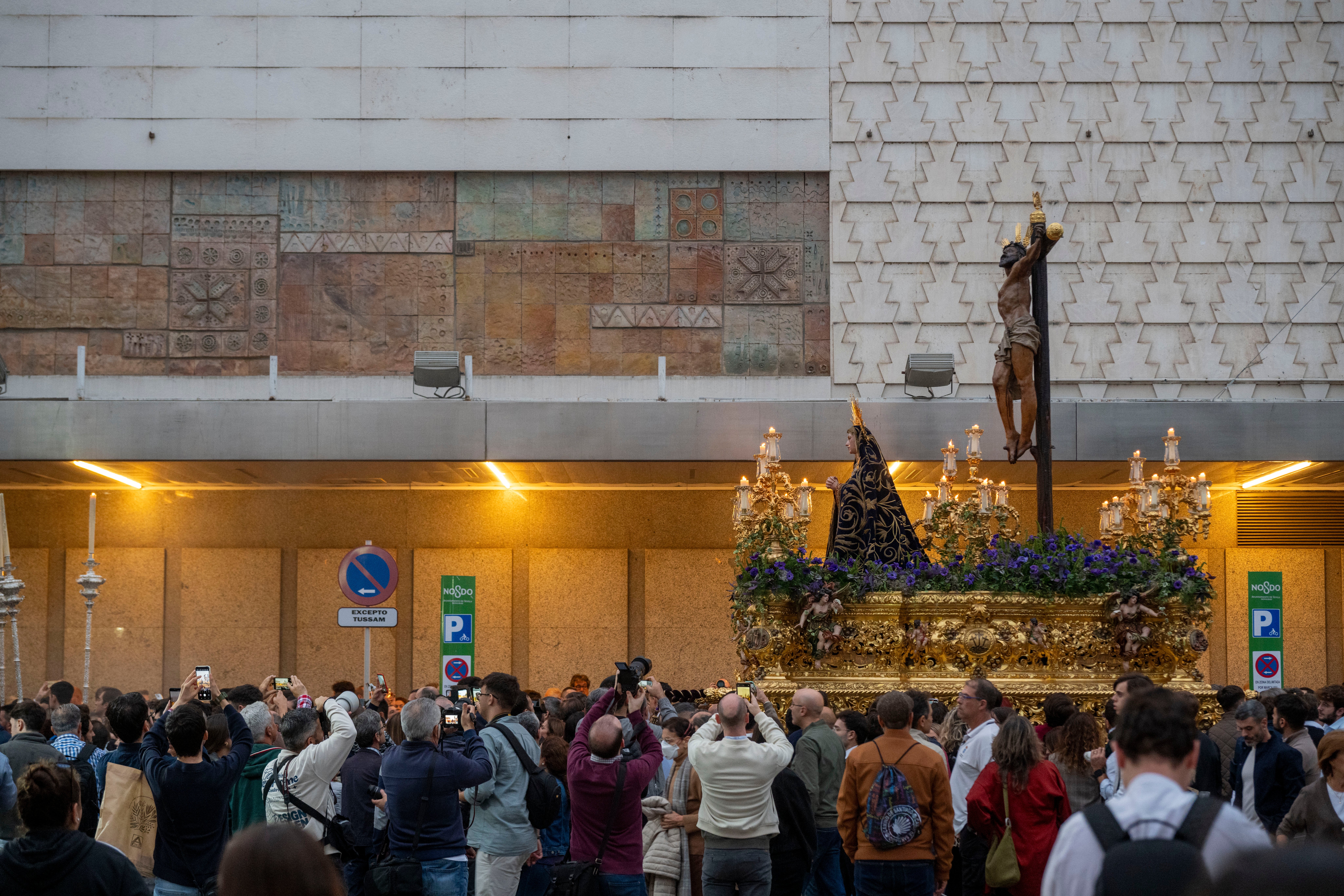 El resumen audiovisual de la procesión extraordinaria de los 450 años del Museo