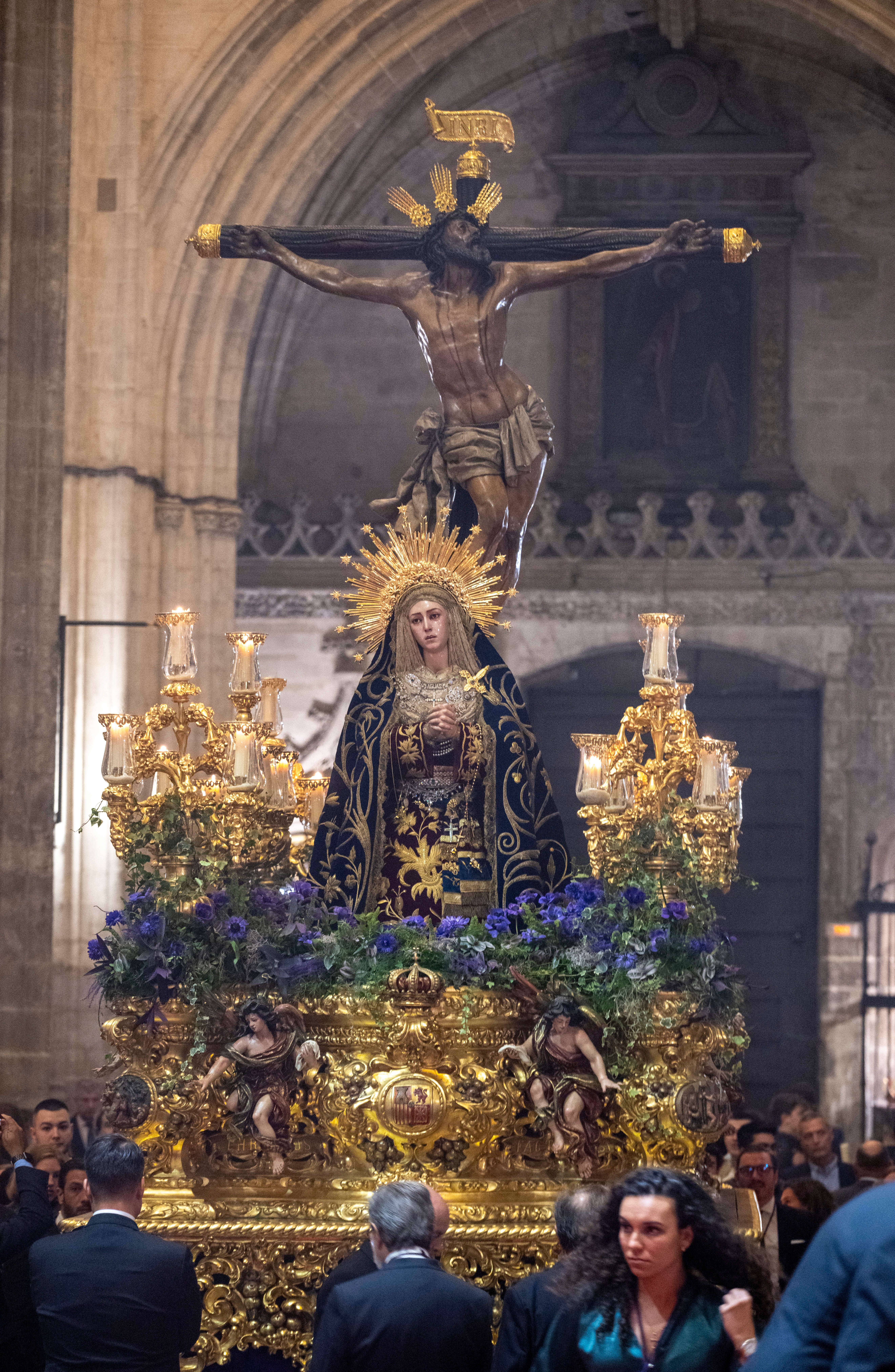 El resumen audiovisual de la procesión extraordinaria de los 450 años del Museo