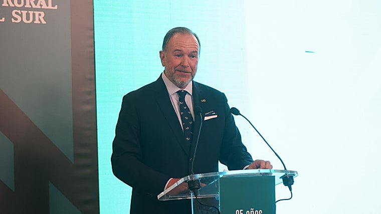 El presidente de Caja Rural del Sur durante su intervención