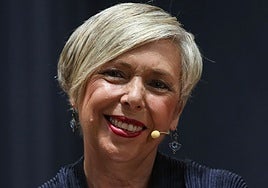 Los retos a los que se enfrenta Carmen Vargas en la Universidad de Sevilla