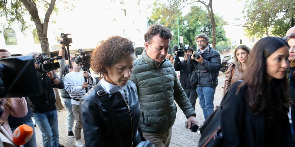 La familia de Sandra pide una «sanción alta» contra el colegio, que acabaría con el concierto del centro