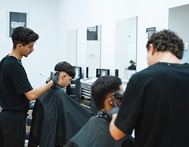 Una barbería de Sevilla crea un plan de suscripción como Netflix: «Mantén tu imagen todas las semanas»