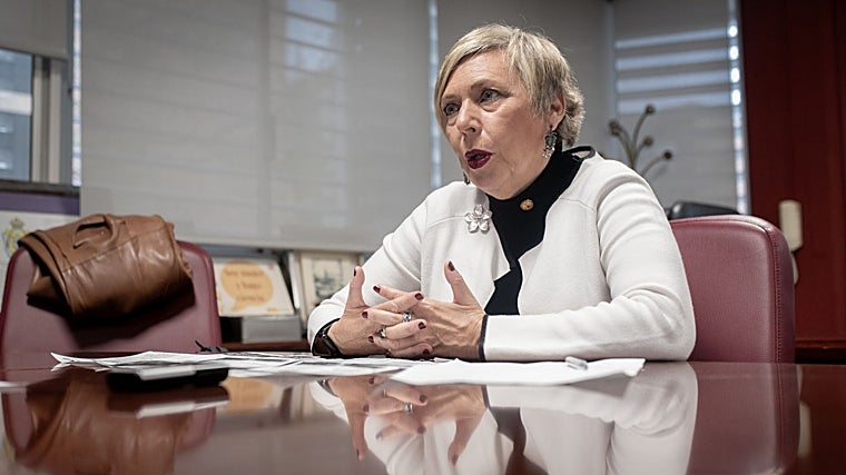 Carmen Vargas, nueva rectora de la Universidad de Sevilla: «Esto ha sido la gran oposición de mi vida»