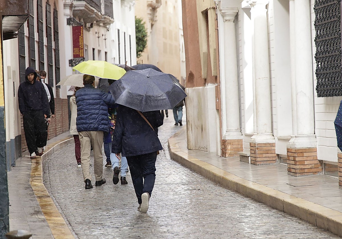 Las lluvias volverán a ser protagonistas en Sevilla este sábado
