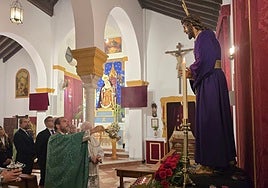 La parroquia del Reposo de la Corza bendice al Cautivo procedente de Santa Marina