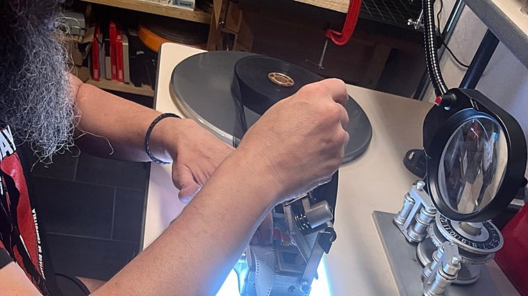 Speed trabajando para restaurar a 6K fotograma a fotograma