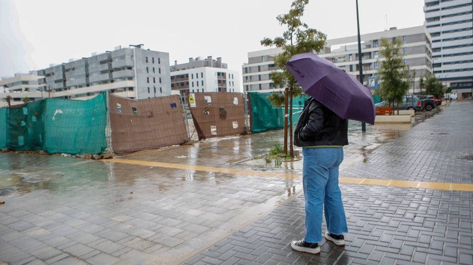 Una pareja joven tarda casi 10 años en ahorrar para la entrada de una vivienda en Sevilla